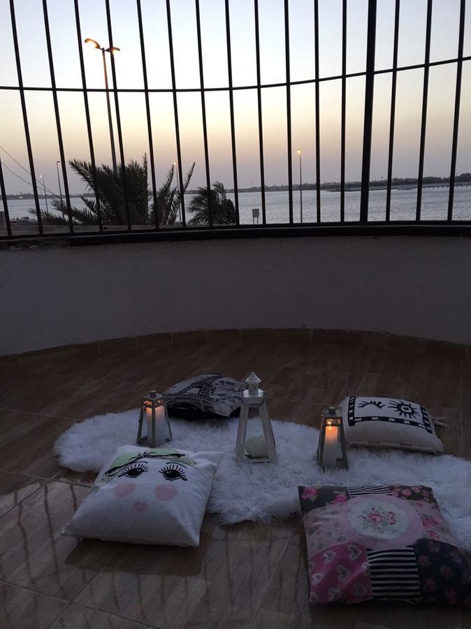 Mais Jeddah Suites 2 ภายนอก รูปภาพ